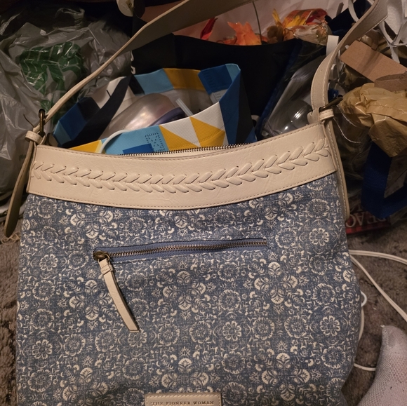 Elegant Blue and Cream Floral Women's Bag - Picture 2 of 6